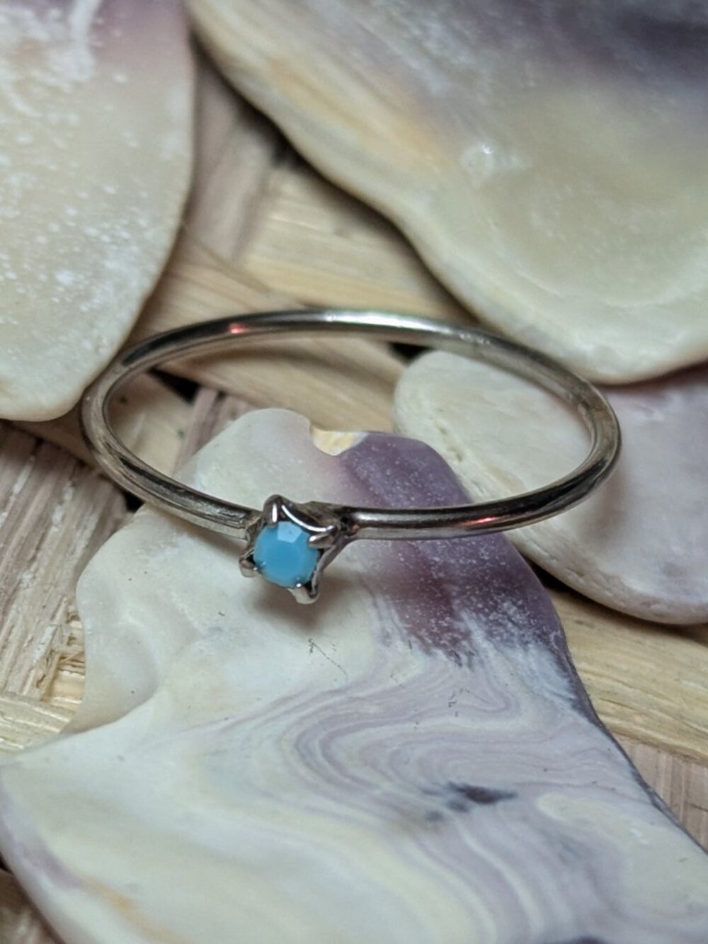 Vintage teal faceted stone silver tone ring size 7